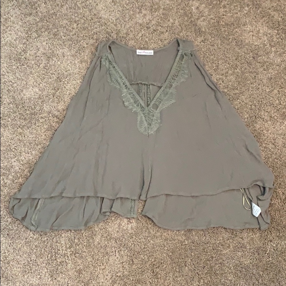 Boutique flowy tank